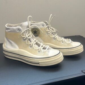 Converse - white and off white